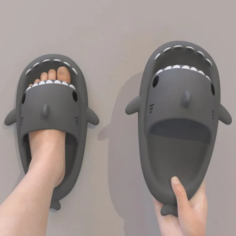 Shark Clapper Slippers Cloud W - Sneaker Care Set recensione e prezzo
